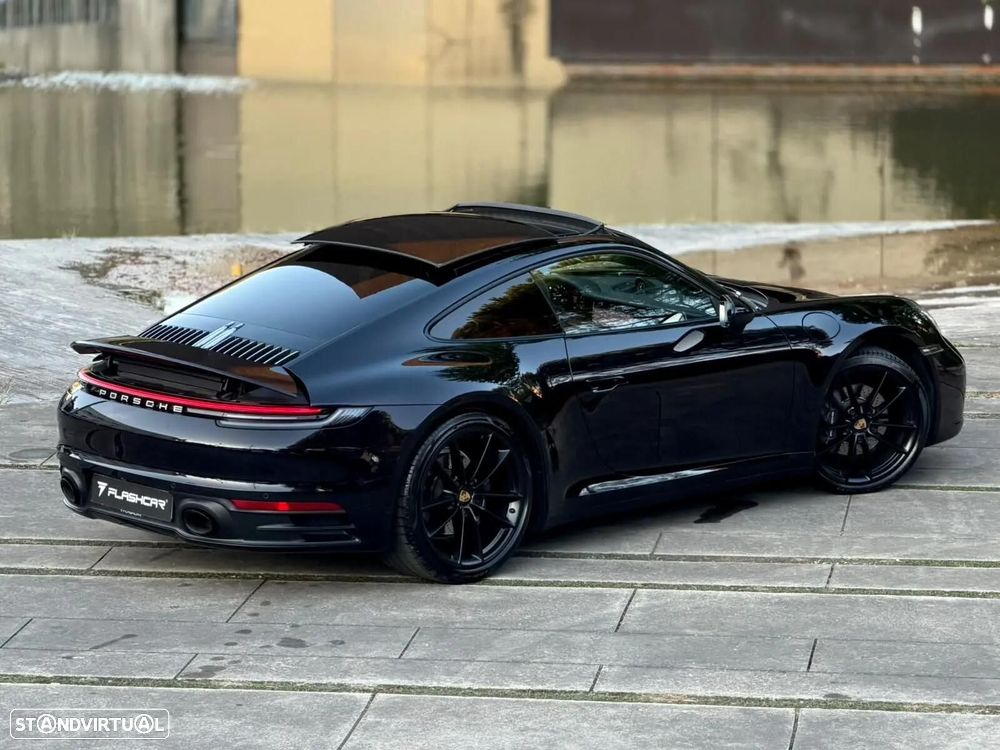 Porsche 911 (992) Carrera 4 PDK - 3