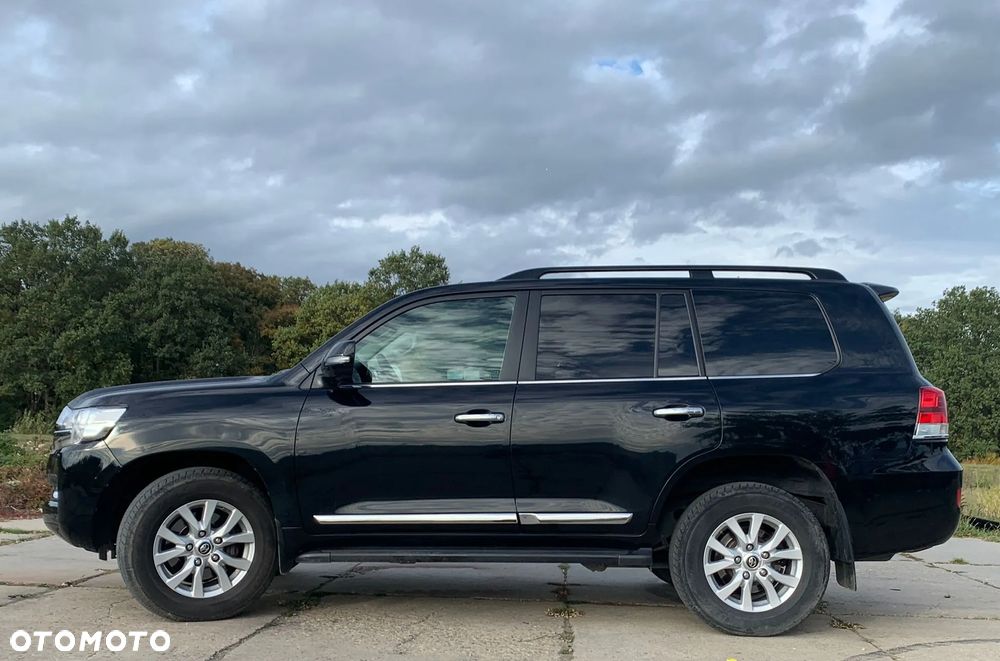 Toyota Land Cruiser LC 4.6 Limited 7os - 9