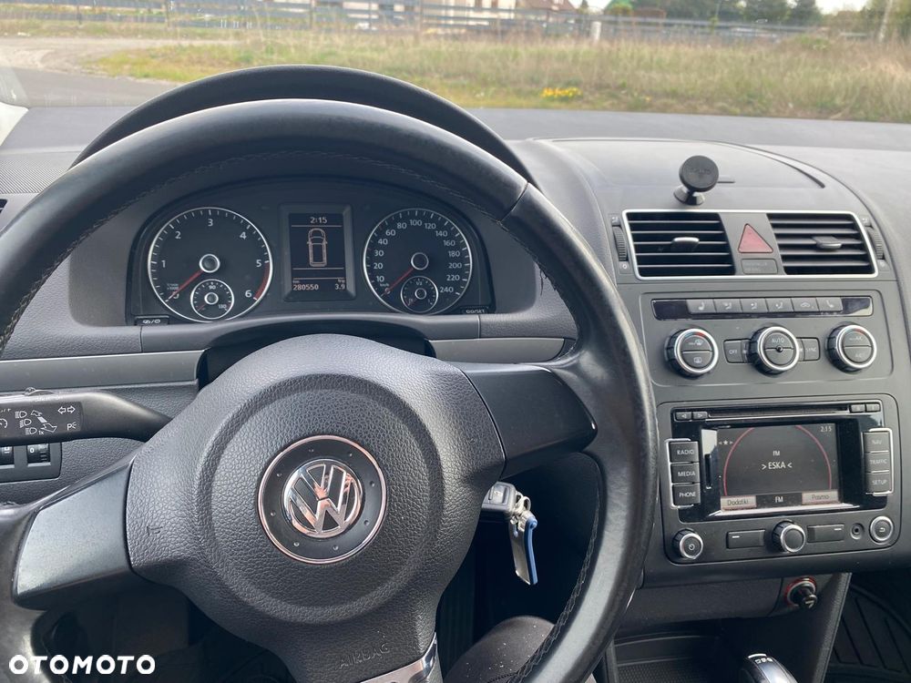 Volkswagen Touran 1.6 TDI DPF DSG Highline - 20