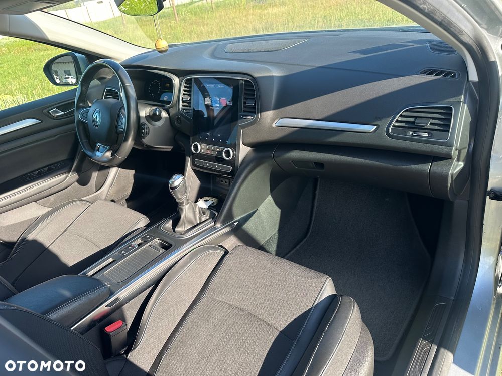 Renault Megane 1.5 Blue dCi Intens - 19