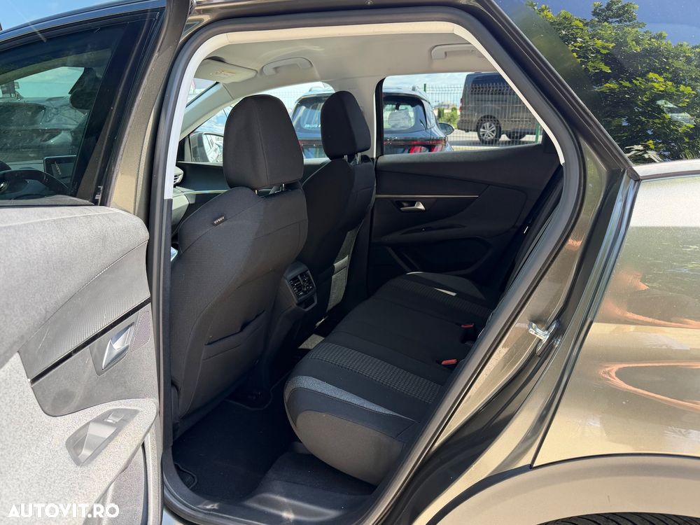 Peugeot 3008 BlueHDi 130 Stop & Start EAT8 Active - 15