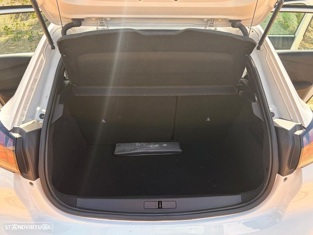 Peugeot 208 1.2 PureTech Active Pack - 11