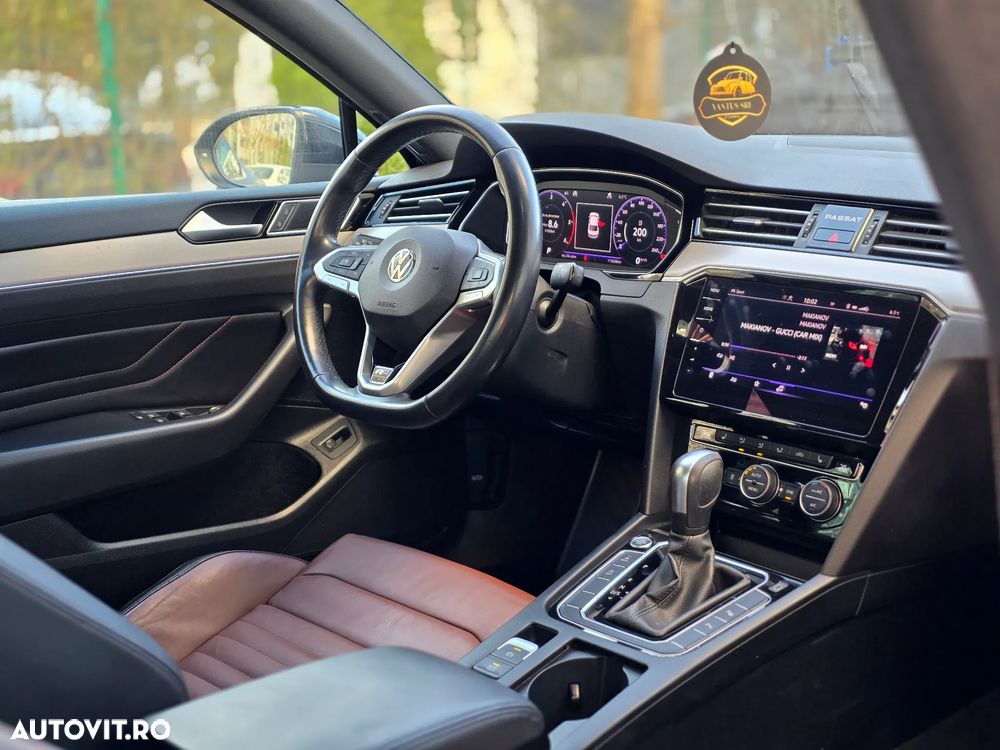Volkswagen Passat 2.0 TDI DSG R Executive - 4
