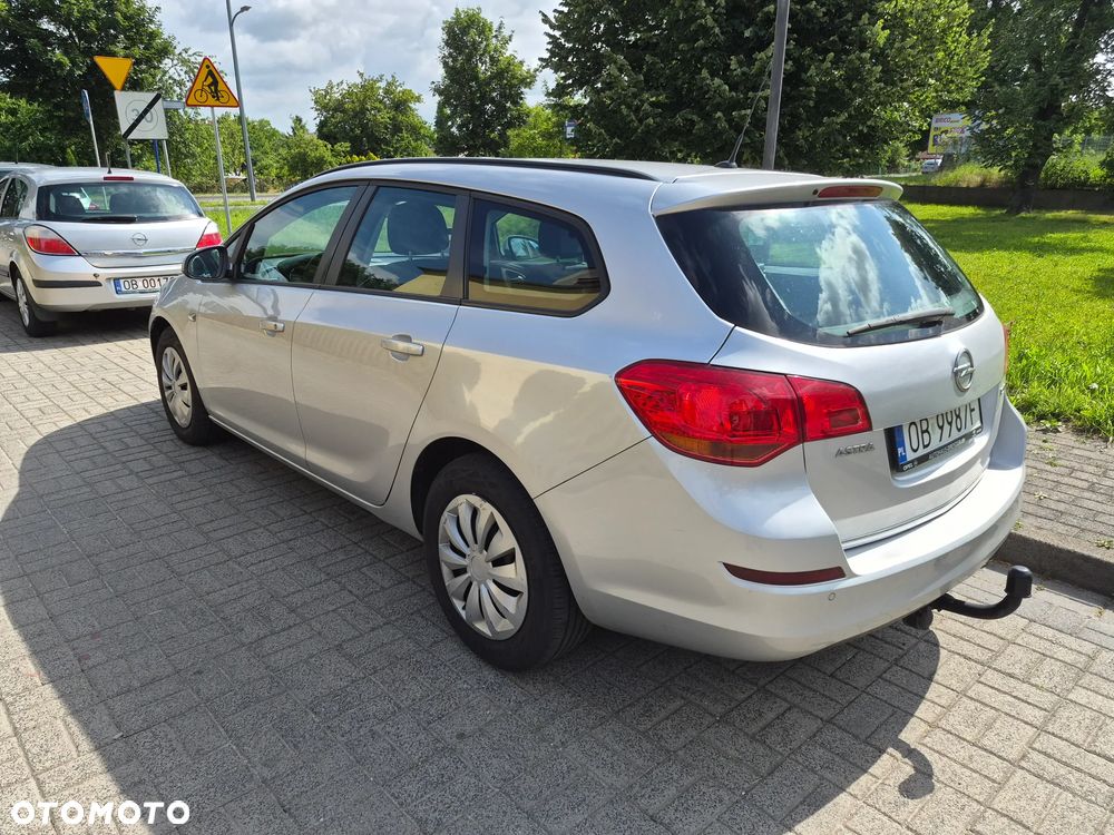Opel Astra 1.7 CDTI DPF Exklusiv - 6
