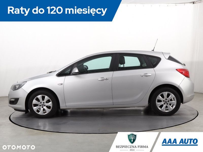 Opel Astra - 4