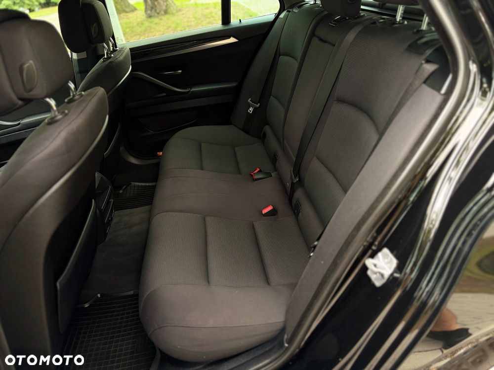 BMW Seria 5 520d - 6