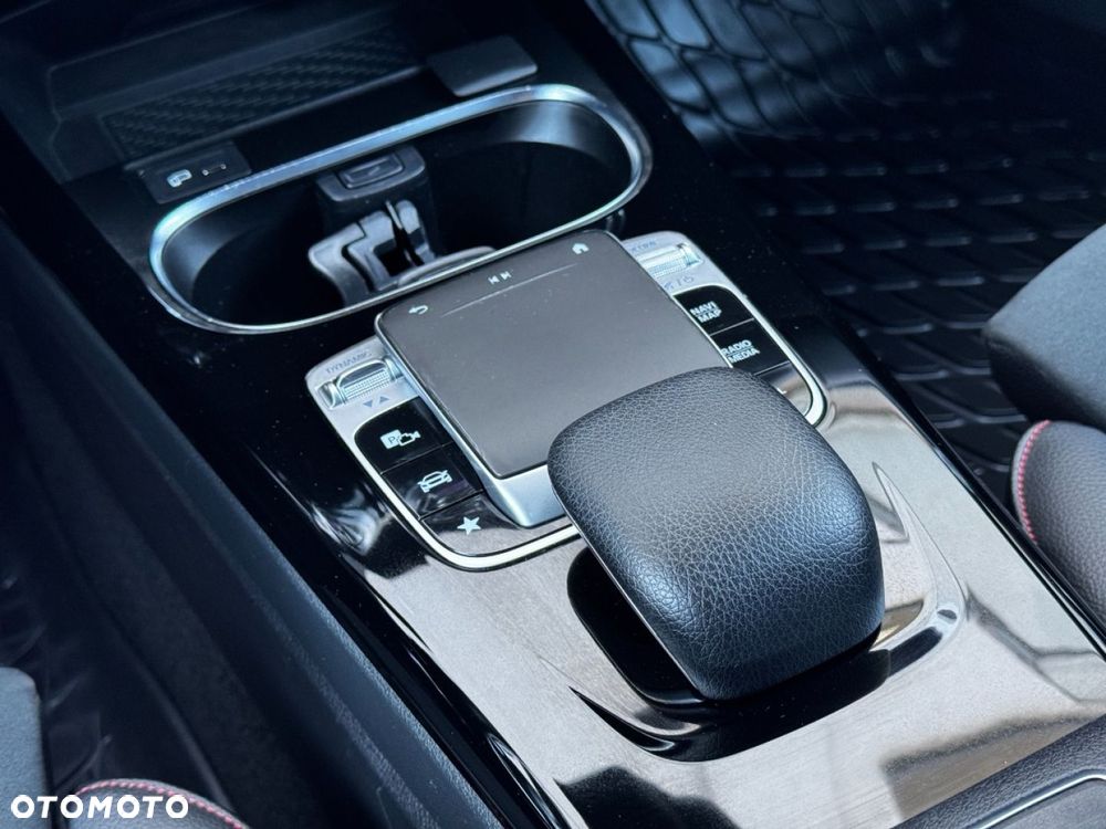 Mercedes-Benz Klasa A 250 7G-DCT AMG Line - 34