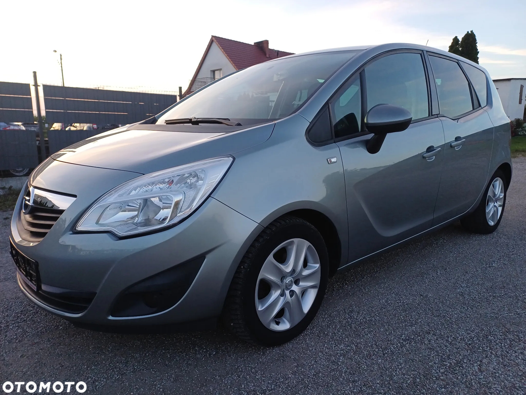 Opel Meriva 1.4 Design Edition - 4