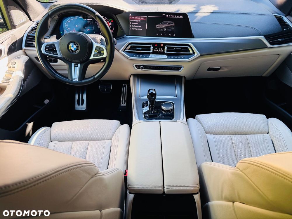 BMW X5 M M50i - 7