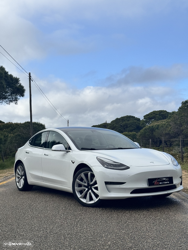 Tesla Model 3 Long Range AWD Dual Motor
