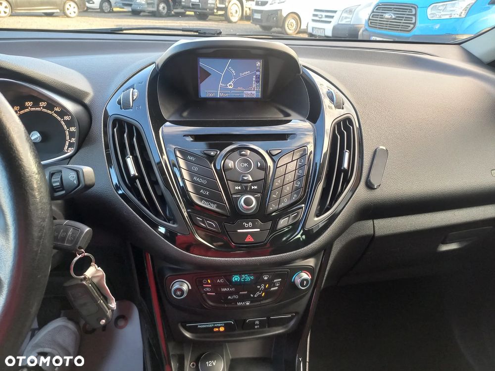 Ford B-MAX 1.0 EcoBoost Titanium - 26