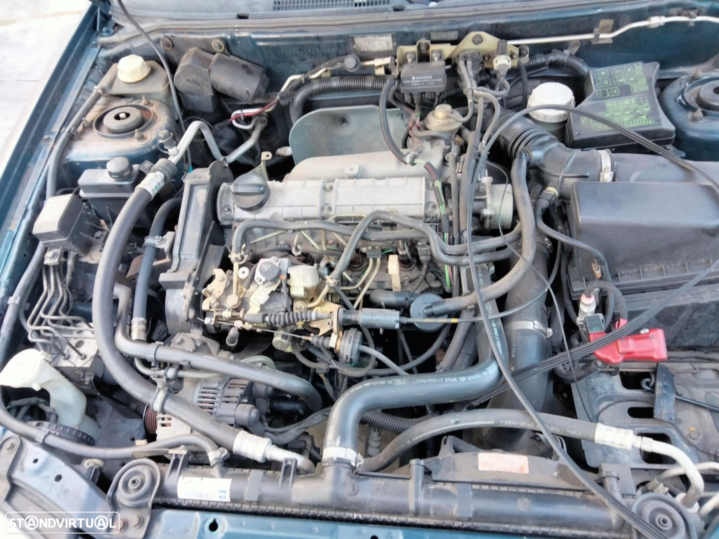 Mitsubishi Carisma  1.9 TD de 2000 disponível para peças - 4