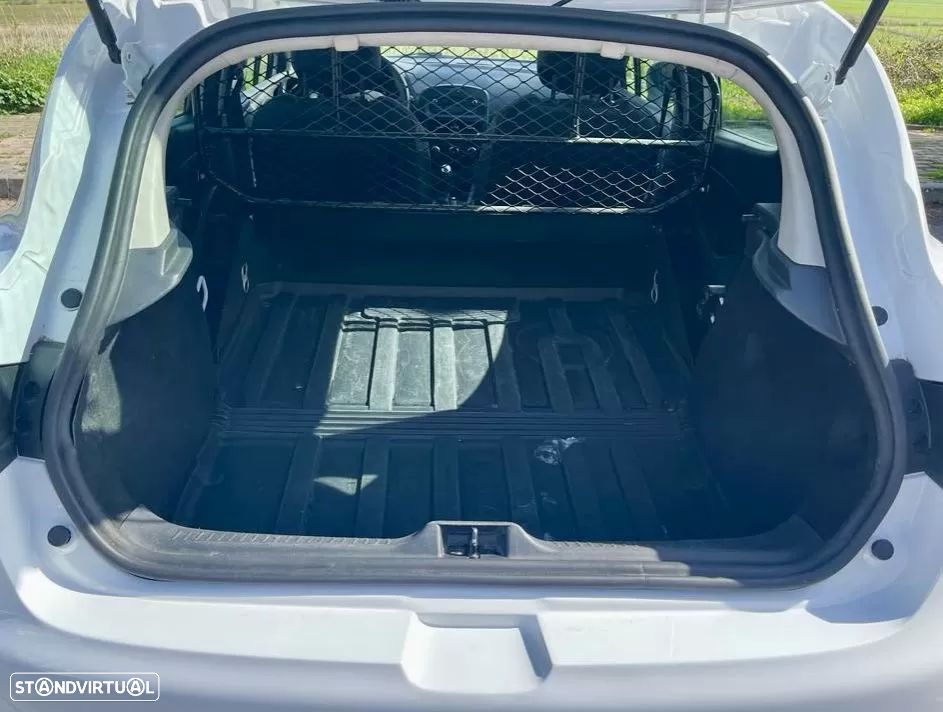 Renault clio 1.5 dci van - 12