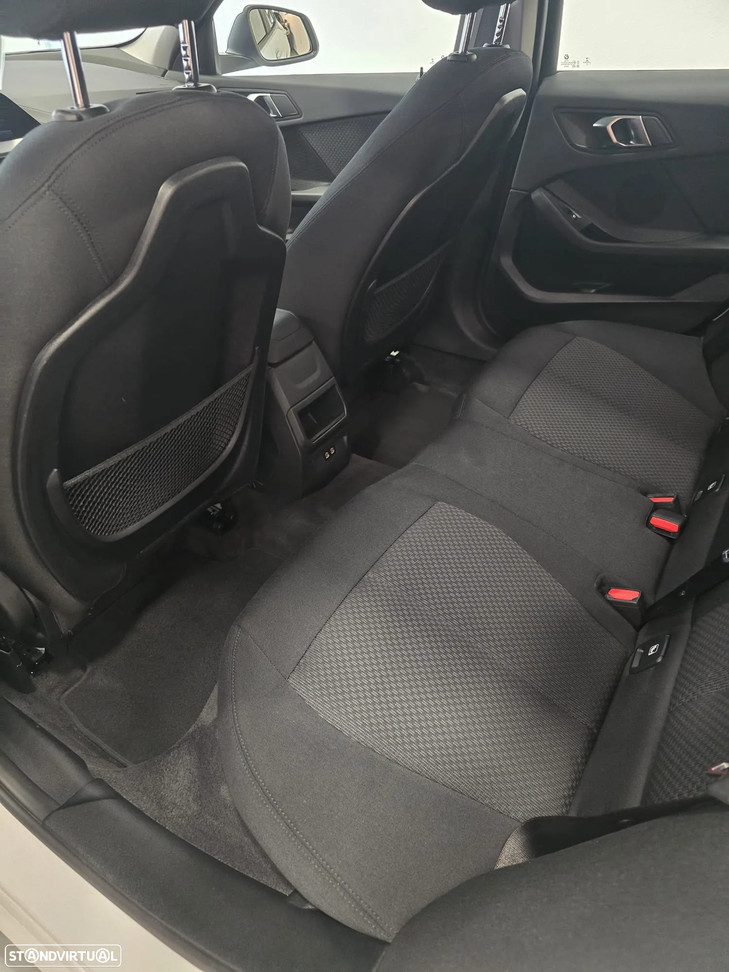 BMW 116 d Corporate Edition Auto - 17
