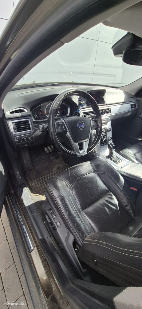 Volvo XC 70 2.0 D4 Summum Dynamic Geartronic - 6