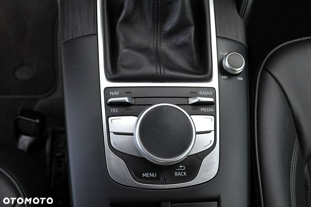 Audi A3 Sportback 1.6 TDI (clean diesel) Attraction - 15