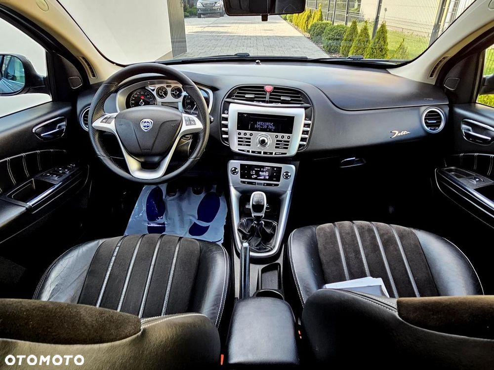 Lancia Delta 1.4 TurboJet 16v Gold - 19