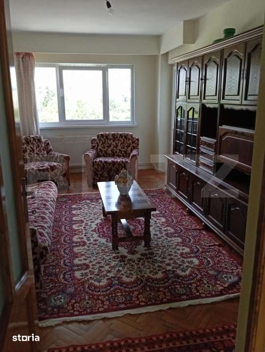 Apartament decomandat cu 3 camere, 69 mp,balcon, etaj 6 cu lift, Dealu — fotografia 1