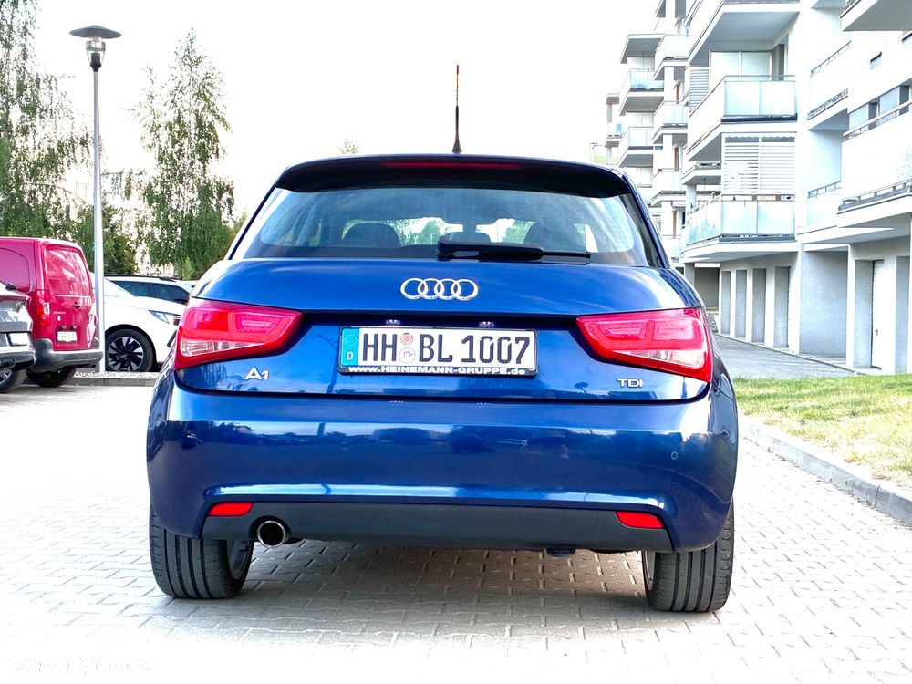 Audi A1 Sportback 1.6 TDI Attraction - 17