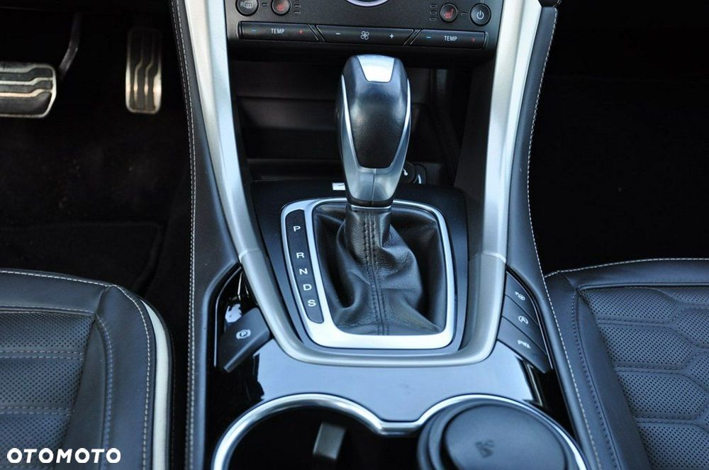 Ford Mondeo - 35