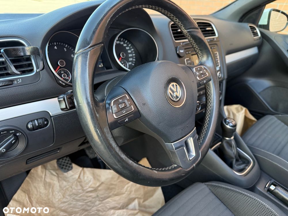 Volkswagen Golf - 18