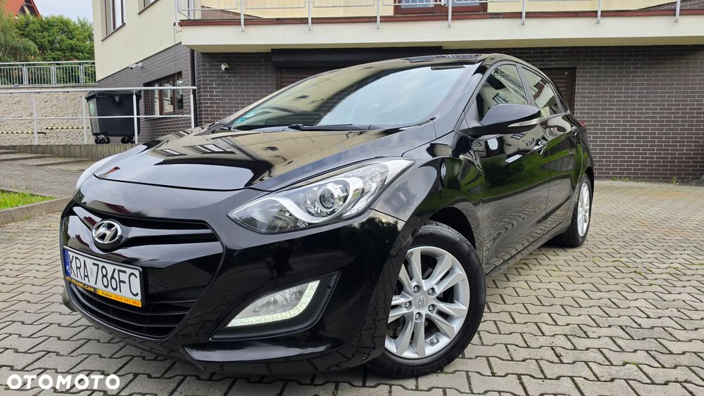 Hyundai i30 1.4 Fifa World Cup Edition - 35