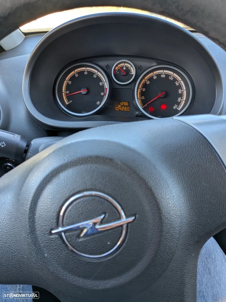 Opel Corsa 1.2 Cosmo 111 - 2