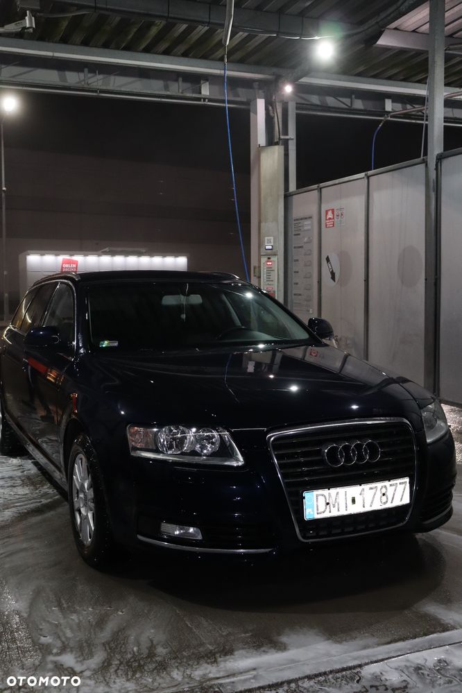 Audi A6 Avant - 1