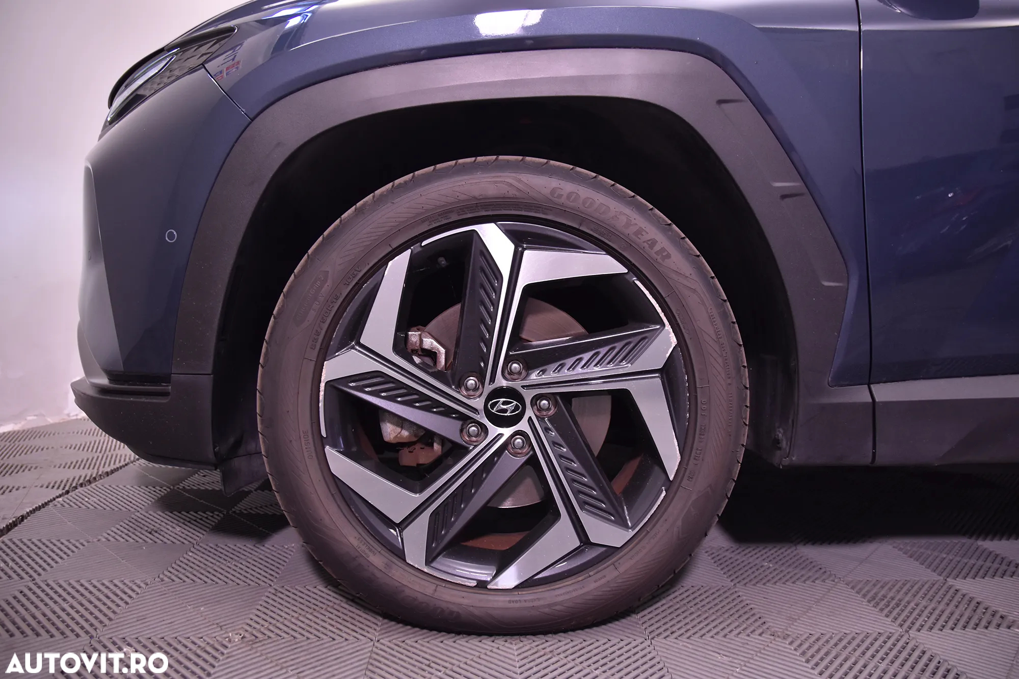 Hyundai Tucson - 13