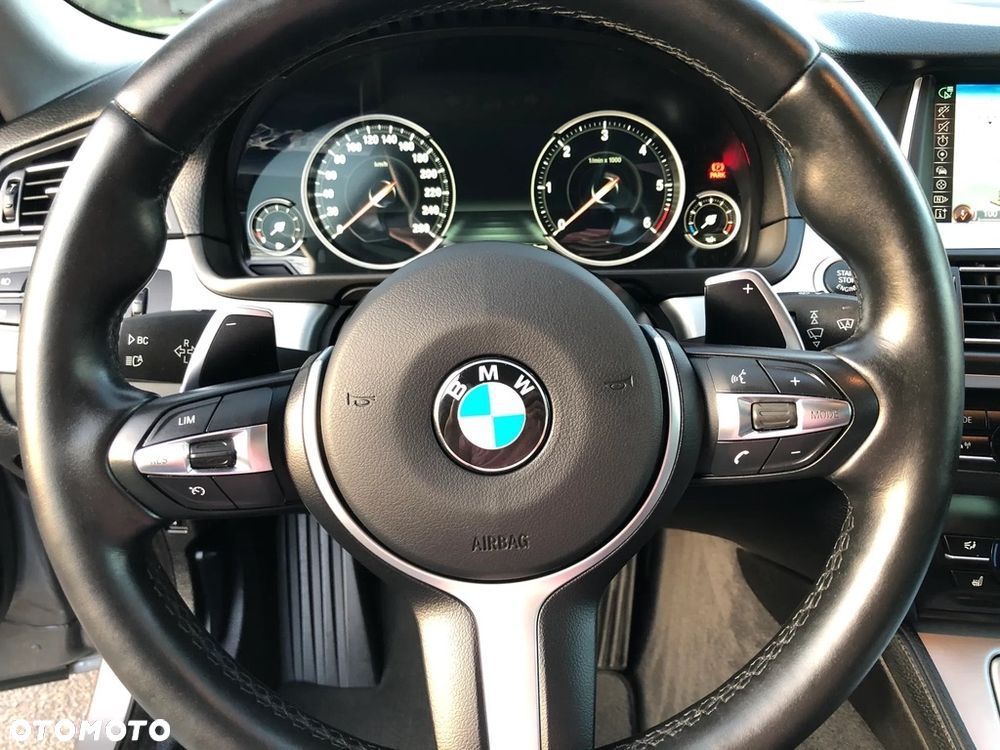 BMW Seria 5 520d - 12