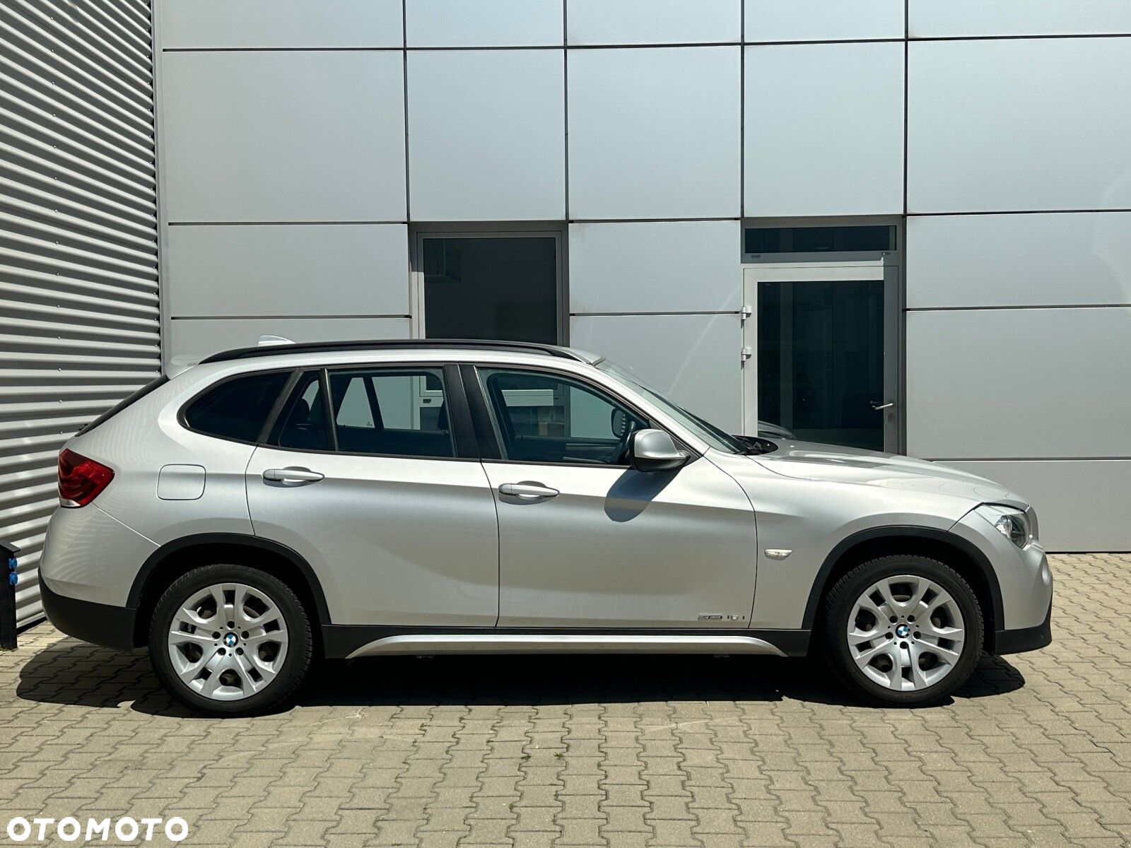 BMW X1 sDrive18i - 6