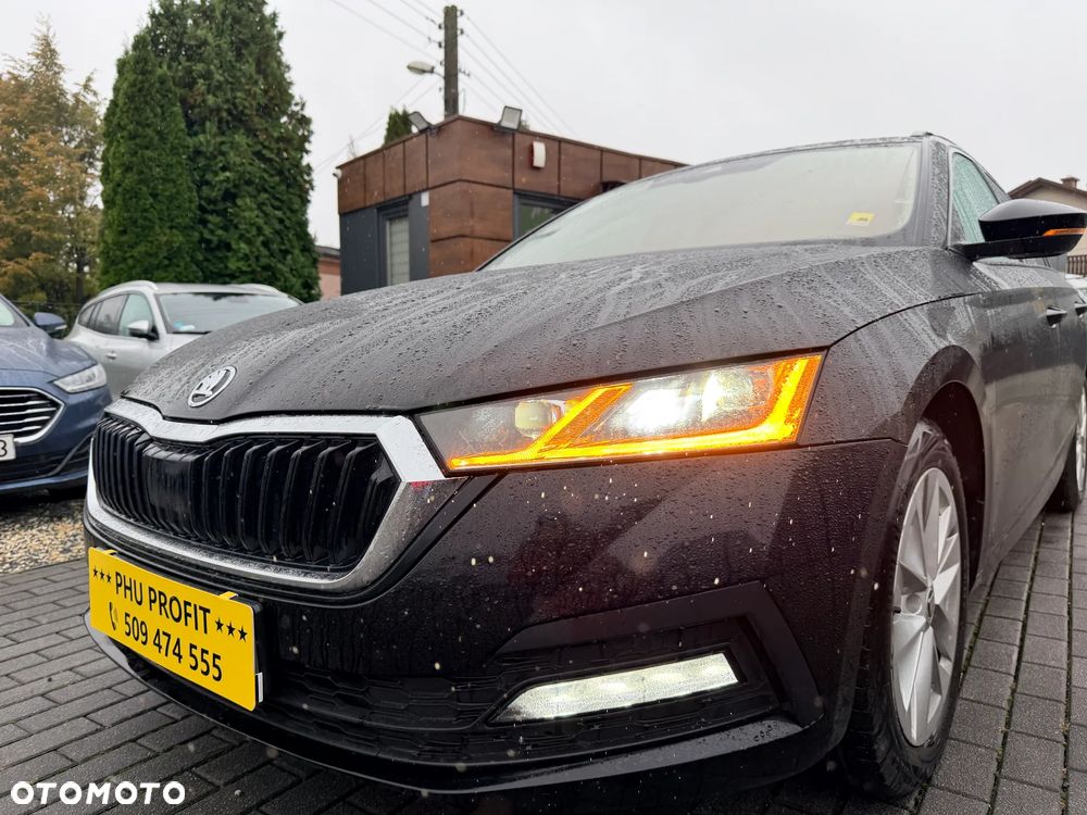 Skoda Octavia 2.0 TDI Ambition DSG - 6