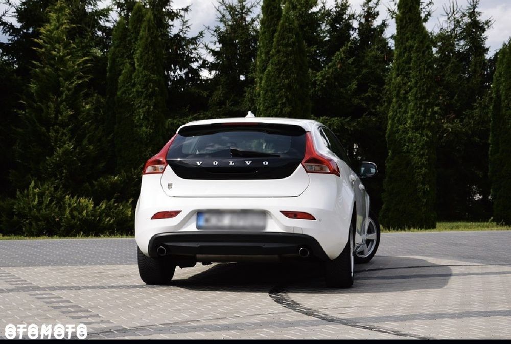 Volvo V40 - 33