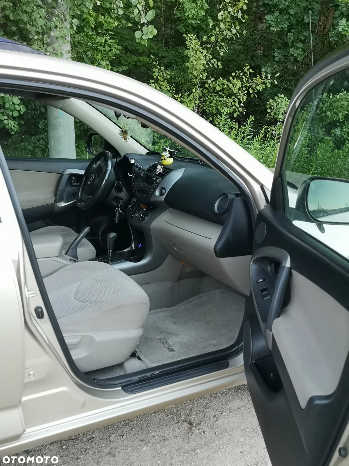 Toyota RAV4 - 35