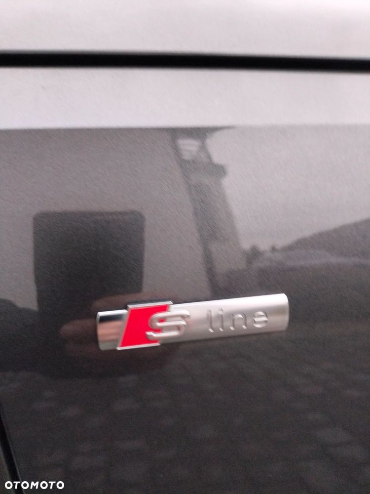 Audi A4 Avant 35 TDI S tronic S line - 17