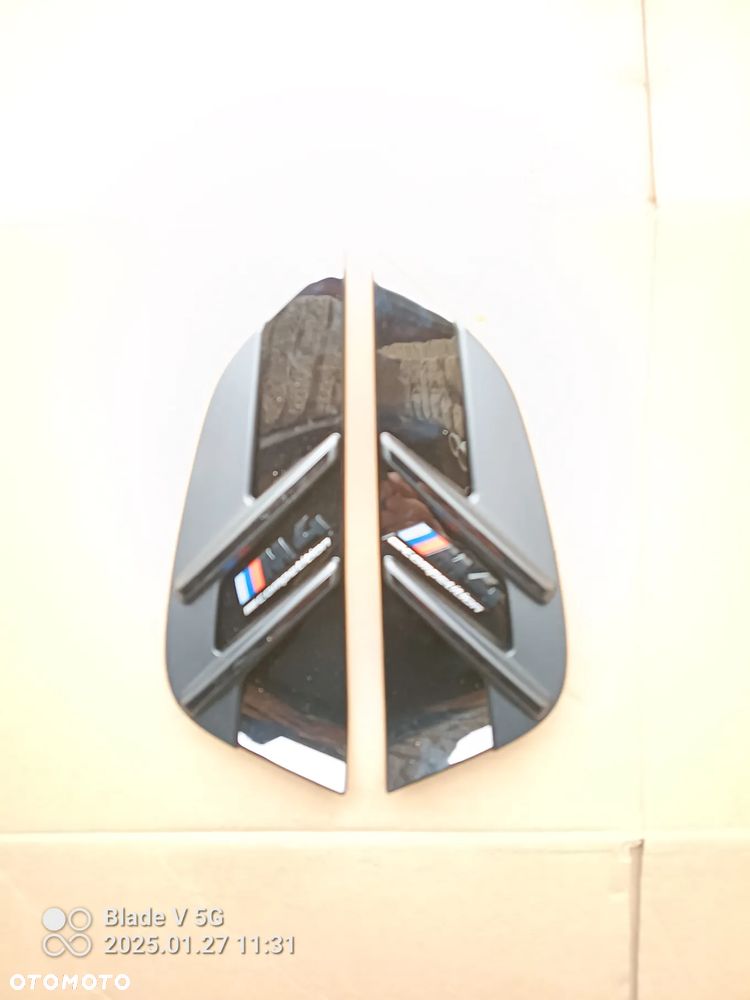 Emblematy w błotnik BMW M4 G82/83