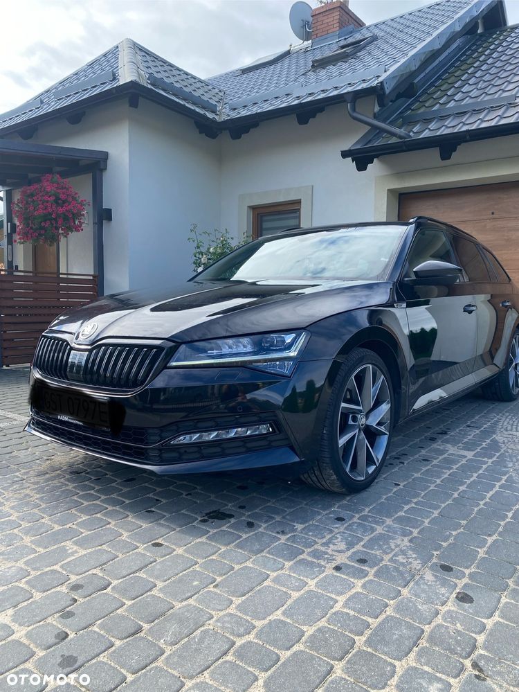 Skoda Superb 2.0 TDI SCR Sportline DSG - 4