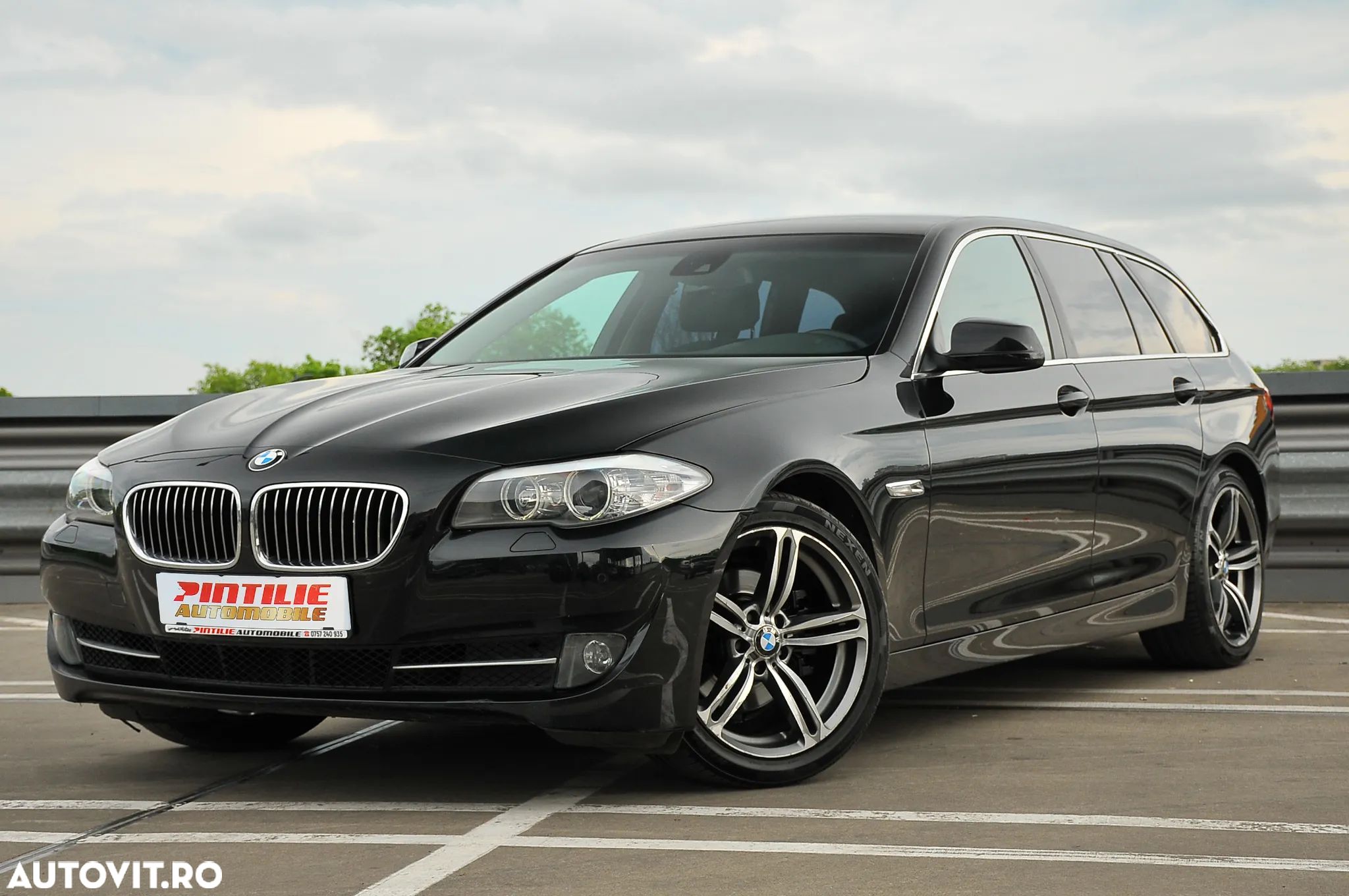 BMW Seria 5 520d Aut. - 1