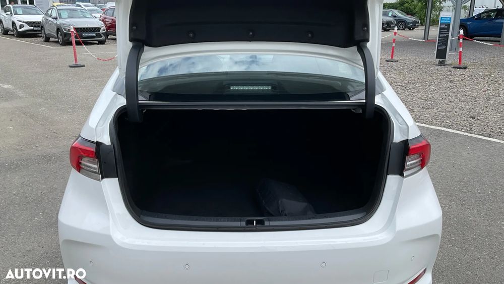 Toyota Corolla 1.8 HSD Business - 10