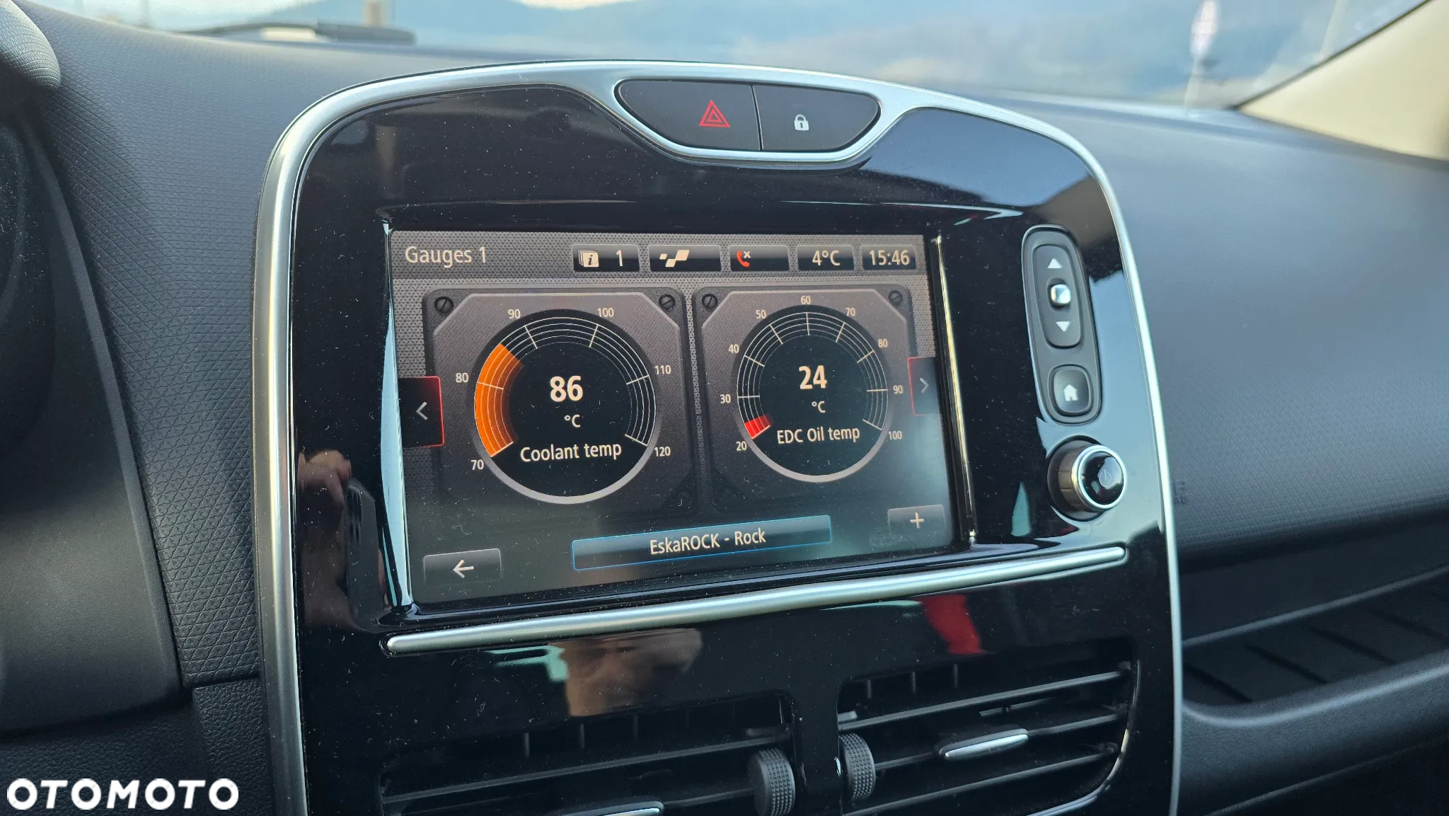 Renault Clio TCe 220 EDC R.S Trophy - 11