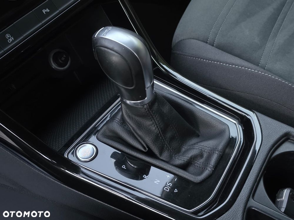 Volkswagen Touran - 29