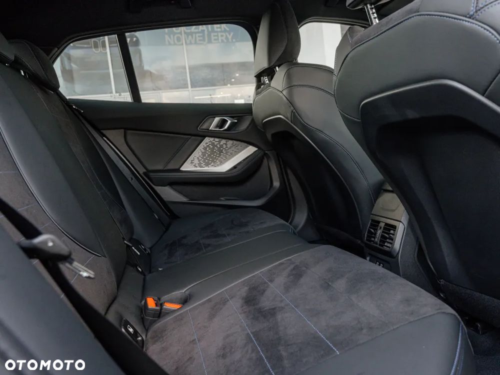 BMW Seria 1 - 17