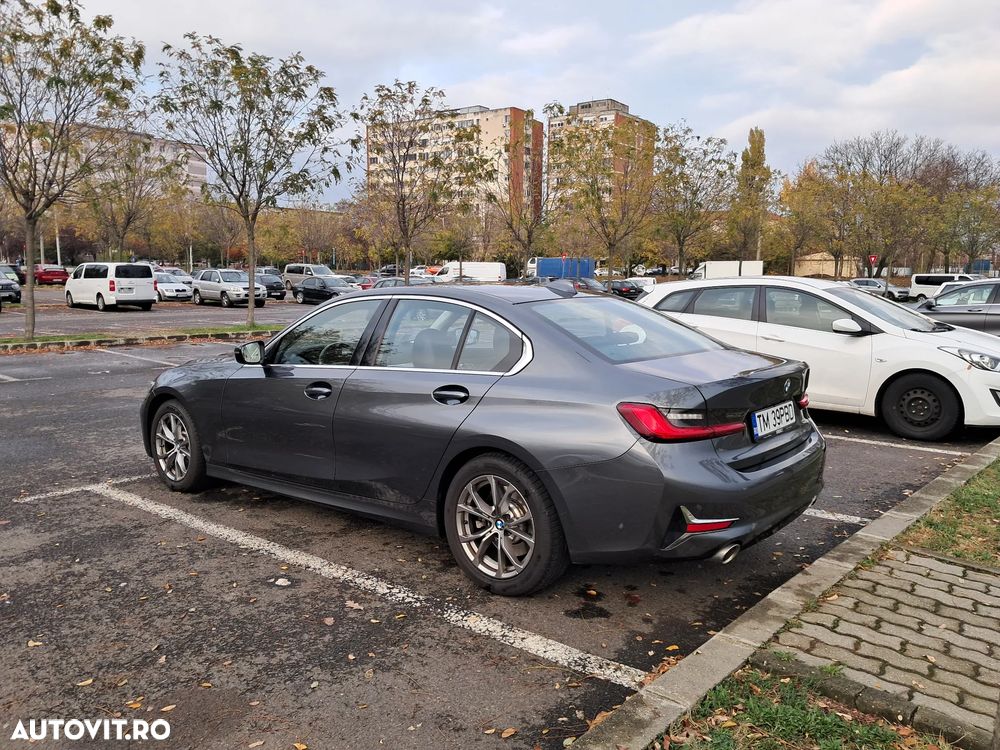 BMW Seria 3 330i AT Luxury Line - 4