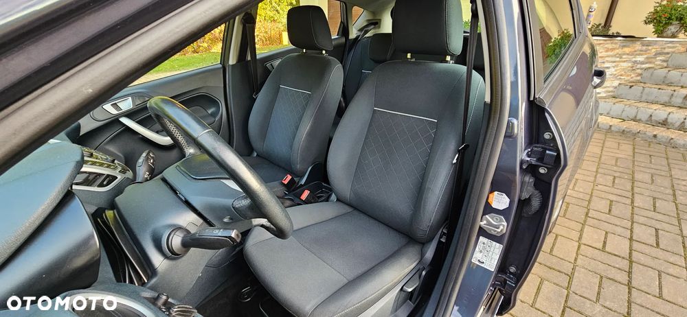 Ford Fiesta 1.25 Champions Edition - 4