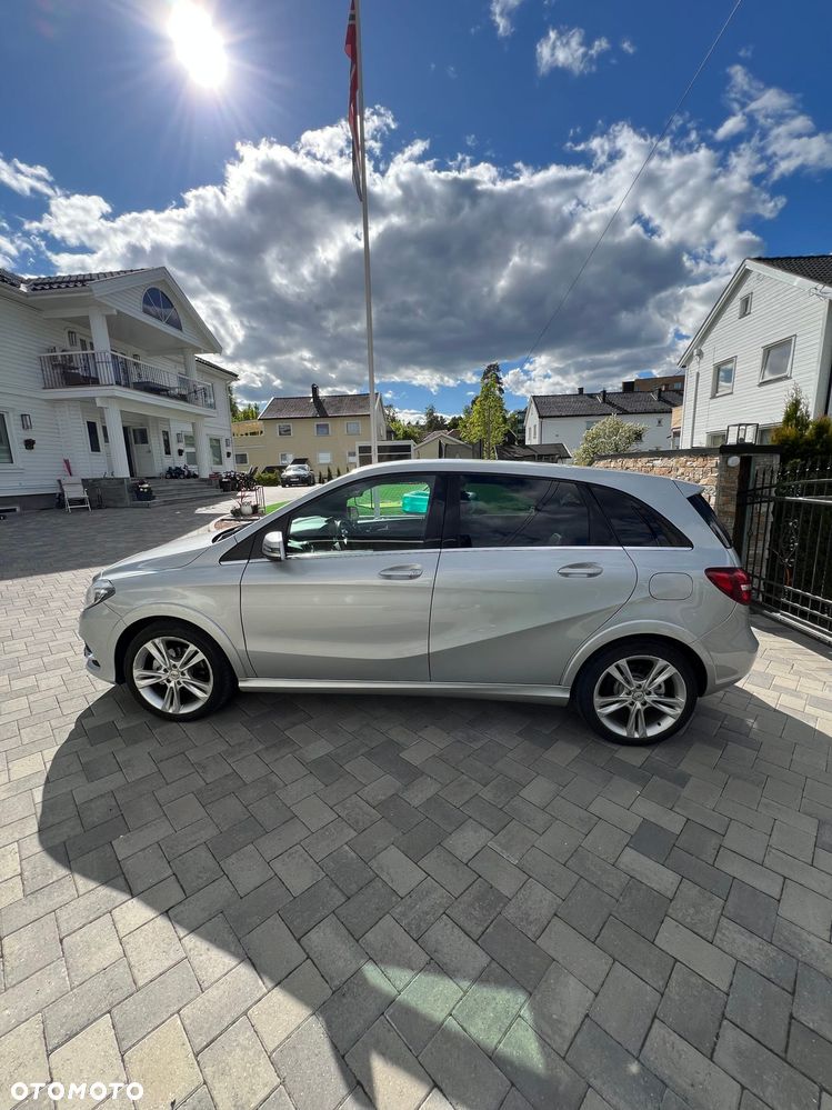 Mercedes-Benz Klasa B (Electric Drive) 250 e - 7