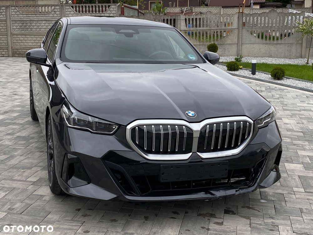 BMW Seria 5 520d xDrive - 3