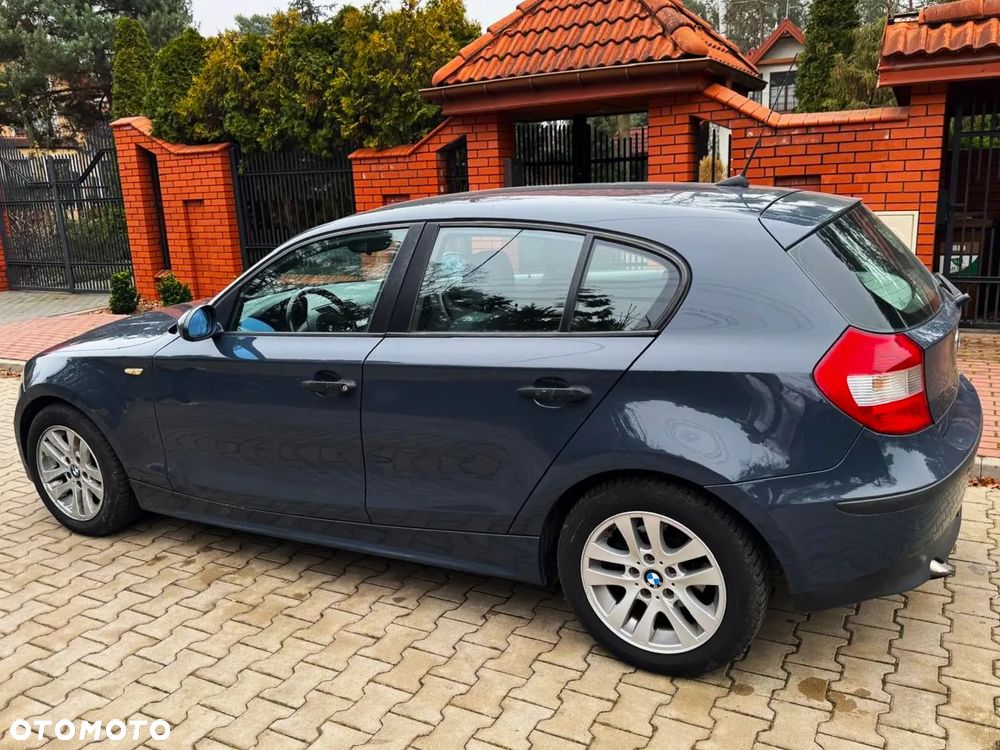 BMW Seria 1 118d - 22
