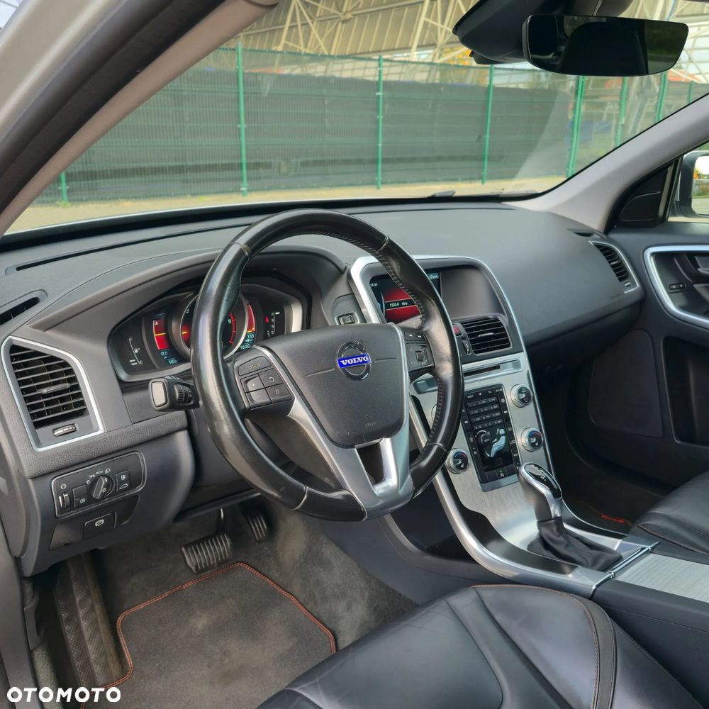 Volvo XC 60 D4 Geartronic Ocean Race - 19