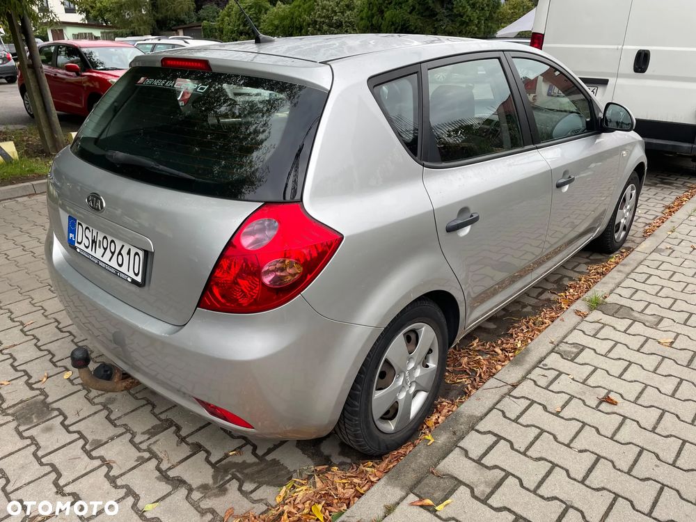 Kia Ceed - 3