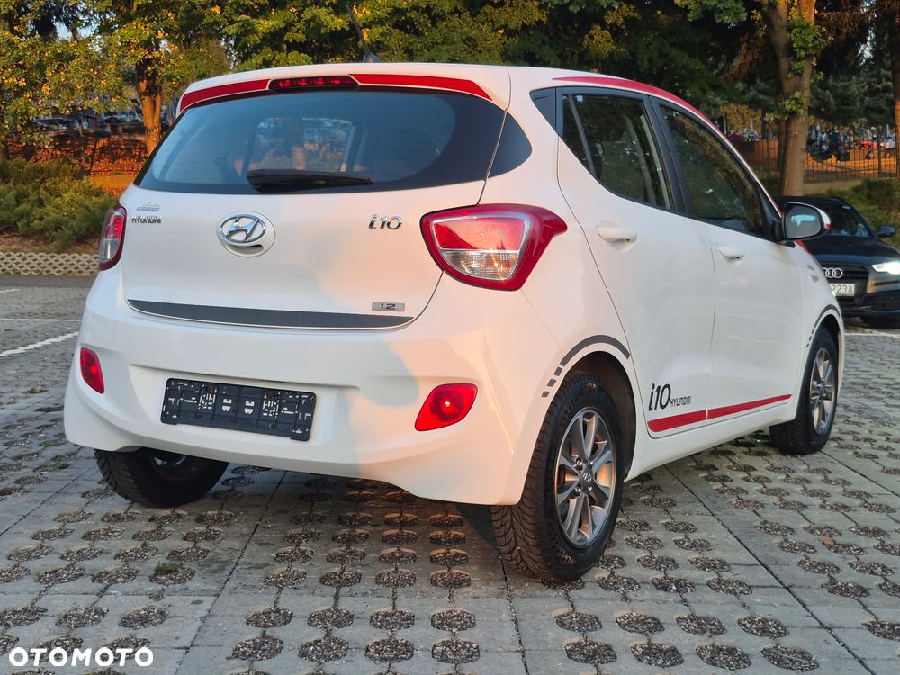 Hyundai i10 1.2 Fifa World Cup Edition - 6